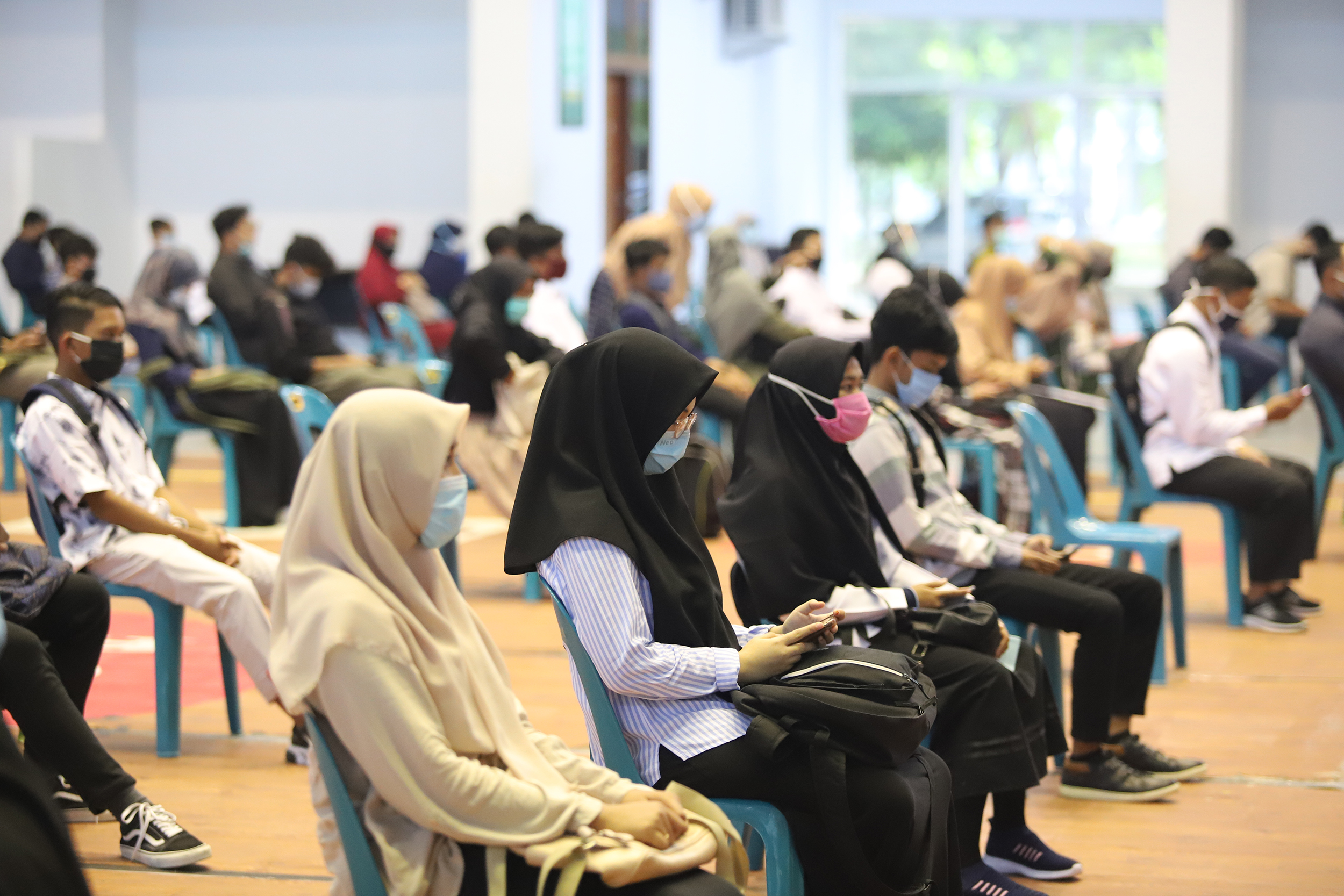 Para peserta tes Seleksi Nasional Masuk Perguruan Tinggi Negeri (SNMPTN) di Universitas Syiah Kuala Banda Aceh