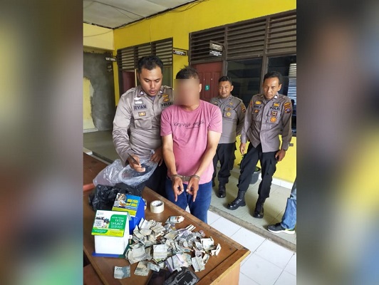 Pencuri kotak infak di Padang. (Foto: Dok. Polsek Koto Tangah)
