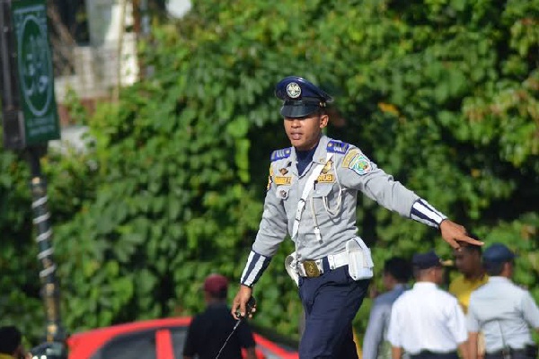 Ilustrasi petugas Dinas Perhubungan. (Foto: Dok. Istimewa)