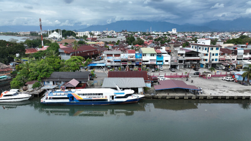 PT Pelabuhan Indonesia Regional 2 Teluk Bayur Padang. (Foto: Humas Pelindo Regional 2 Teluk Bayur)