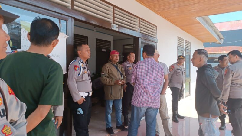 Kantor KAN Pauh saat pembukaan segel yang dibantu oleh kepolisian setempat. (Foto: Istimewa)