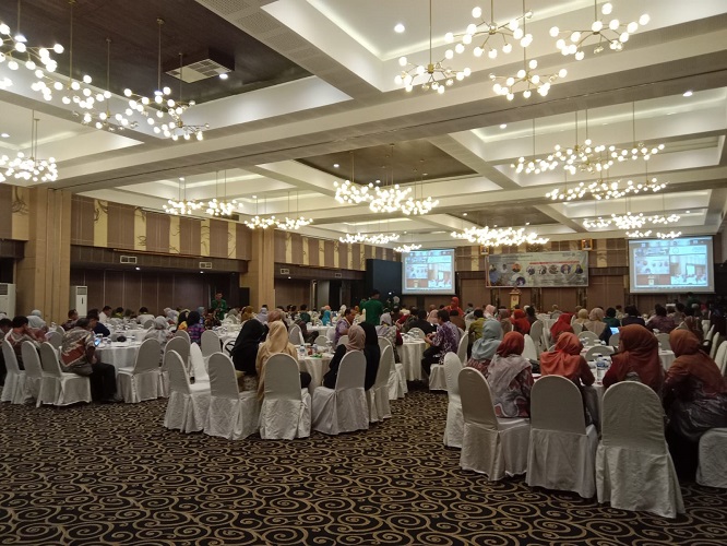 Seminar Nasional yang bertemakan Teknologi Pertanian Inovatif dan Berkelanjutan untuk Mendukung Daya Saing Produk Unggulan Lokal dan Kewirausahaan 4.0 Rabu 7 Juni 2023. (Foto: Halonusa.com)