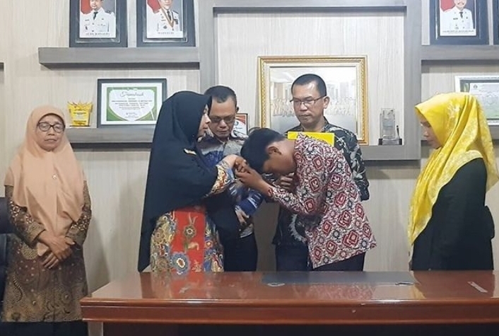 Murid SD yang berkata kasar ke guru di Limapuluh Kota minta maaf. (Foto: SS Instagram @pemkablimapuluhkota)