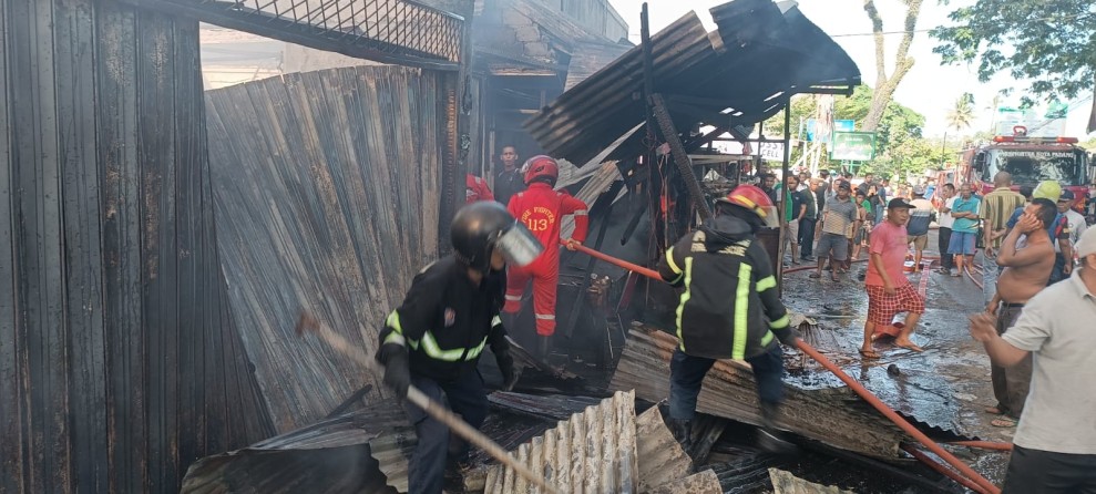 Kebakaran di Ulu Gadut Kota Padang. (Foto: istimewa)