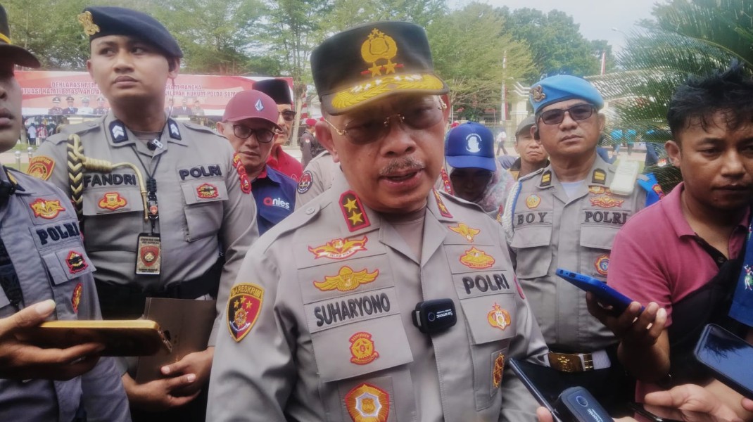 Kapolda Sumbar, Irjen. Pol. Suharyono.