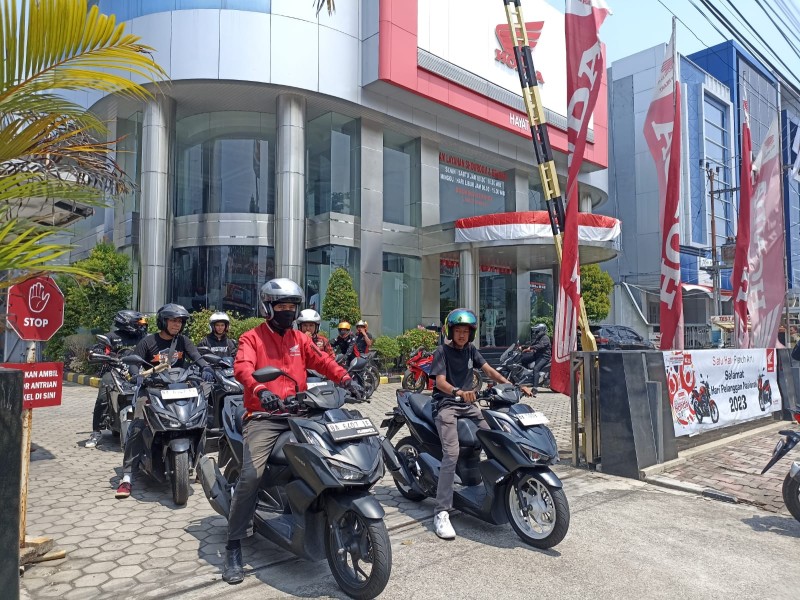 Honda Hayati Bersama dengan komunitas yang tergabung dalam AHSB menggelar kegiatan yang bertajuk Vario Flash Trip, Minggu, 17 September 2023.