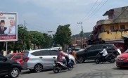 Lampu lalin di Simpang Empat Alai mati. Hati-hati Pengendara. (Foto: tangkapan layar Instagram @infosumbar)