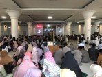 Ratusan ASN Pemko Padang hadiri peringatan Maulid Nabi di Masjid Agung Nurul Iman pada Jumat 29 September 2023