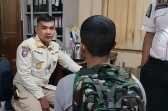 Pelajar SMK diduga hendak tawuran diberi edukasi oleh Satpol PP Padang. 