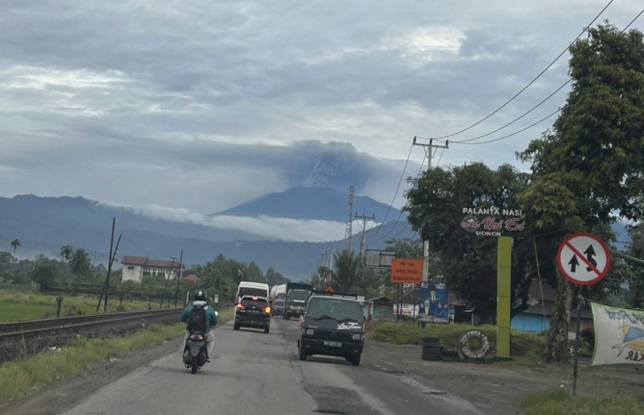 Keadaan Terbaru Gunung Marapi, Senin 4 Desember 2023 (Foto: Halonusa)