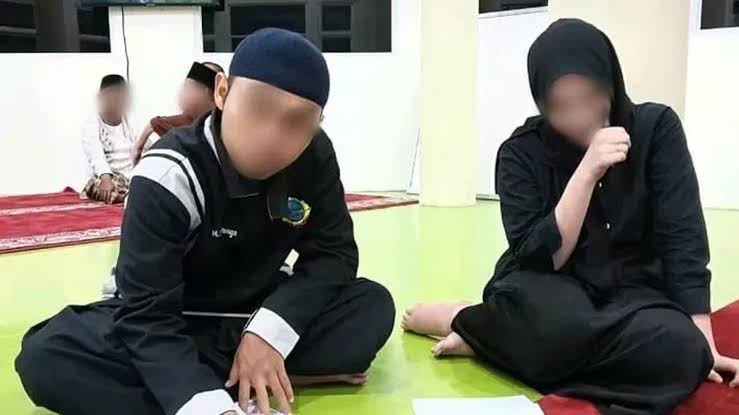 Dua orang mahasiswa Unand tertangkap mesum di masjid. (Foto: tribun)