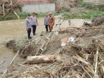 Banjir bandang di Lubuk Sikaping, Pasaman.