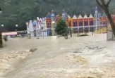 Banjir terjang objek wisata Harau Limapuluh Kota. (Foto: istimewa)