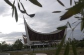 Masjid Raya Sumatera Barat (Halonusa.com: Halbert Caniago)