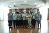 Kapolda Sumbar berfoto bersama tim Pertamina Patra Niaga