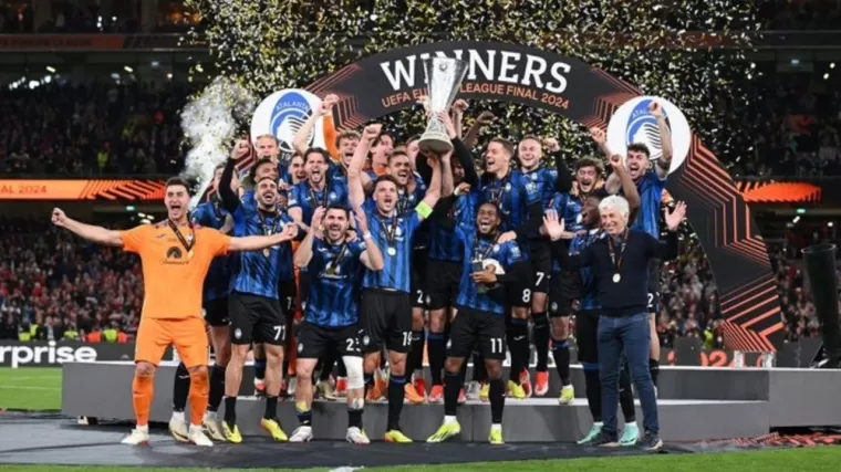 Atalanta meraih gelar juara Liga Europa 2023-2024 setelah mengalahkan Bayer Leverkusen. (Foto: Twitter @prosoccerwire)