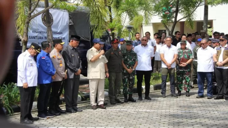 Menteri Pertahanan Indonesia Prabowo Subianto di Bandara Internasional Minangkabau (BIM), Kamis 16 Mei 2024. (Foto: Istimewa)