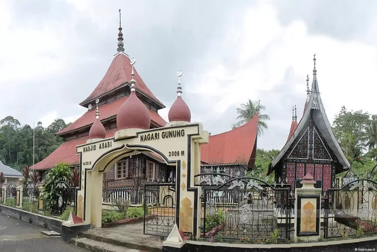 Masjid Asasi Padang Panjang. (Foto: Wikipedia)