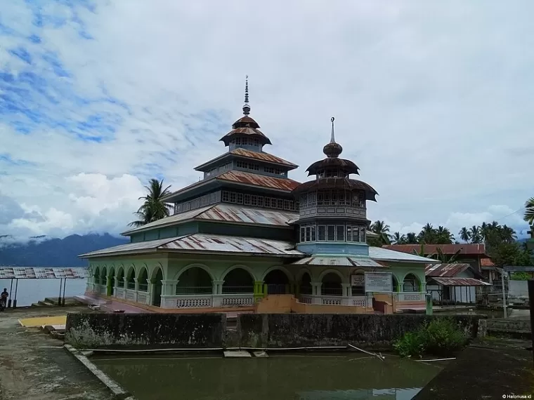 Masjid Ummil Qura, Agam. (Foto: Wikipedia)