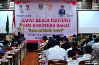 KONI Sumbar adakan Rapat Kerja Provinsi (Rakerprov) 2024 yang bertempat di UNP Hotel and Convention Center, Senin 27 Mei 2024. (Foto: Halonusa.id)