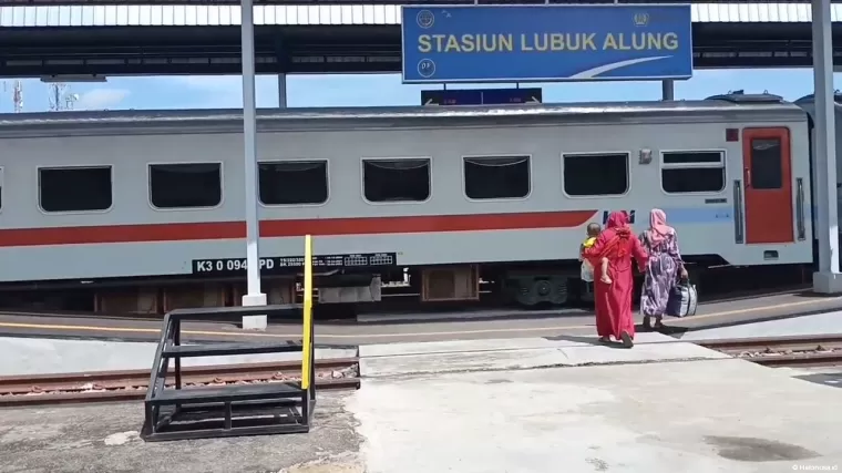 Stasiun Lubuk Alung. (Foto: Istimewa)