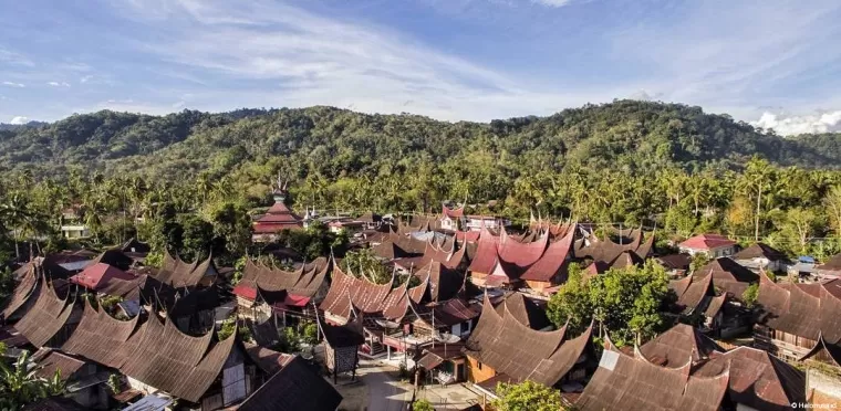 Saribu Rumah Gadang di Kabupaten Solok Selatan. (Foto: Wikipedia)