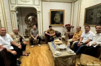 Pertemuan Ketua Majelis Syuro DPP PKS Salim Segaf Al-Jufri bertemu Sekretaris Jenderal (Sekjen) Gerindra Ahmad Muzani di kediaman Salim di Pejaten, Jakarta Selatan, Jumat 7 Juni 2024. (Foto: Istimewa)