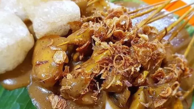 8 Tempat Makan Sate Terpopuler di Bukittinggi yang Wajib Dicoba