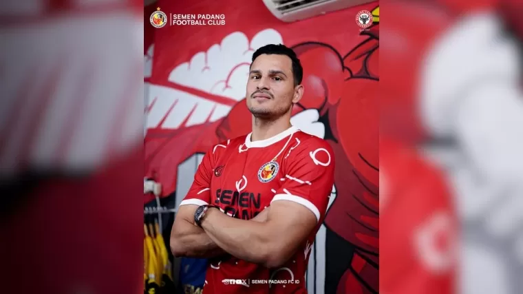 Pemain asing Semen Padang FC, Jan Carlo Vargas. (Foto: IG @semenpadangfcid)