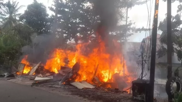 Bengkel di Korong Gadang Padang Ludes Terbakar, Kerugian Capai Rp 500 Juta