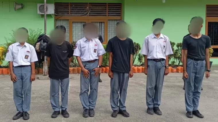 Main Biliar, Enam Pelajar SMK Diamankan Satpol PP Padang