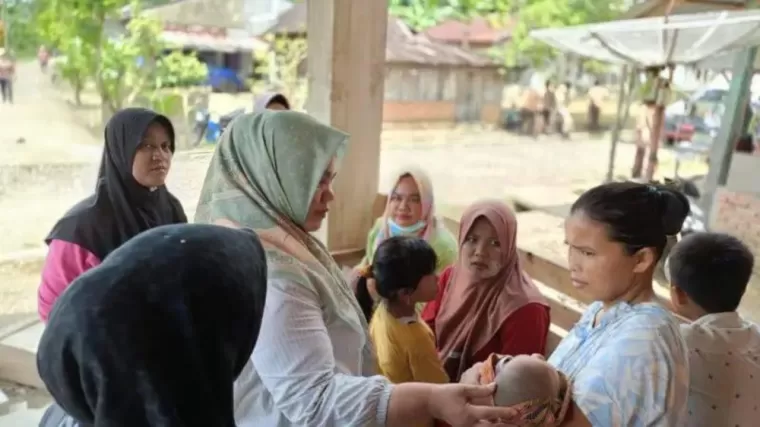 Dinas Kesehatan Pesisir Selatan Lakukan Survei Vaksin Polio di Puskesmas Tapan