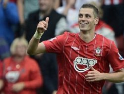 Foto Southampton Tolak Tawaran United