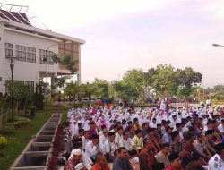 Foto Hujan tak Turun,  Pegawai Pemko Padang Shalat Istisqa’