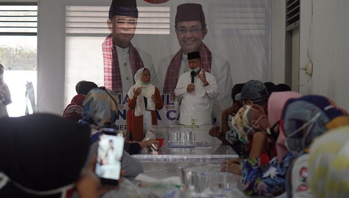 Foto Komunitas Tunarungu Padang Gantungkan Harapan ke Nasrul Abit