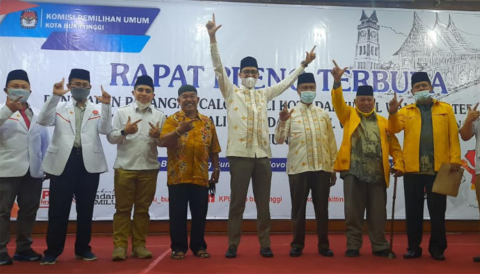 Foto Erman Safar dan Marfendi Walikota dan Wawako Bukittinggi Terpilih