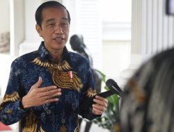 Foto Presiden Minta Mendag Fokus Turunkan Harga Minyak Goreng