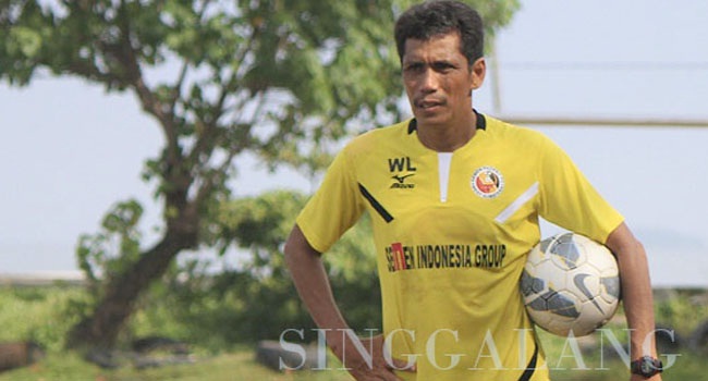Foto Resmi, Weliansyah Jadi Pelatih Semen Padang FC