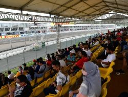 Foto Penjualan Tiket World Superbike Mandalika Secara Offline Mulai Dibuka