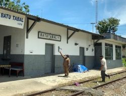 Foto Lebaran di Sumbar, Andai  Dulu Jalur Kereta Tak Ditutup