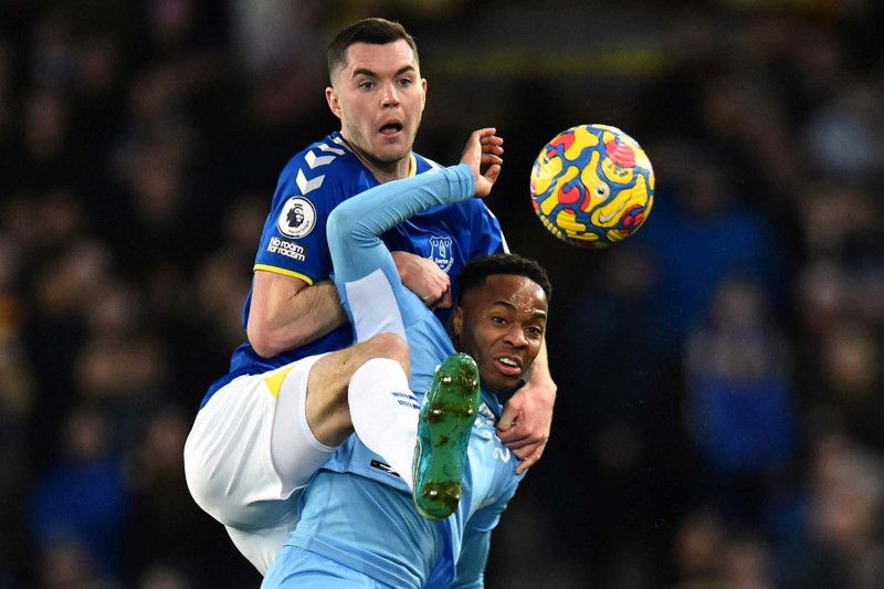 Foto Chelsea Resmi Dapatkan Raheem Sterling