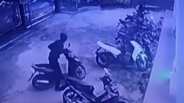 Foto Maling Motor di Masjid, Pria Pengangguran Ditangkap Polisi Pekanbaru