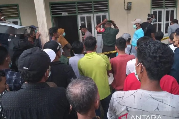 Foto Warga Solok Selatan Geger Penemuan Mayat Perempuan di Rumah Kontrakan Pacar