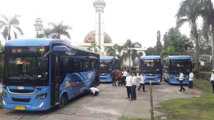 Foto Saat HUT Padang, Ongkos Trans Padang Hanya Rp1