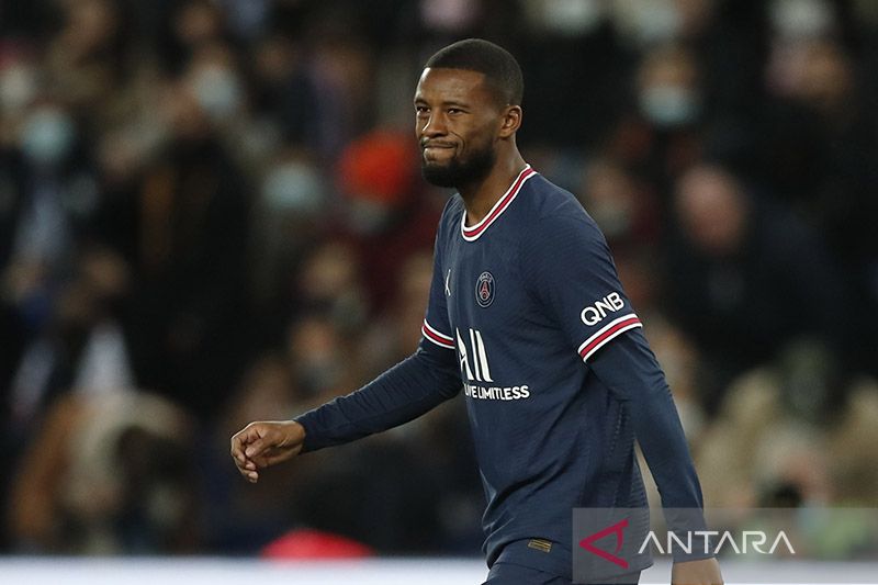 Foto Jose Mourinho Turun Langsung Bujuk Wijnaldum ke AS Roma