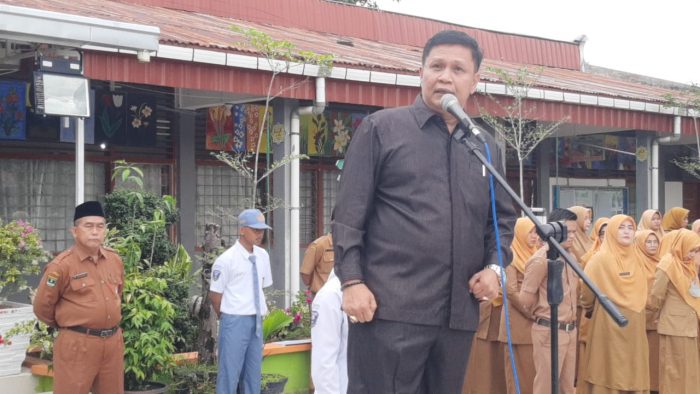 Foto Dikunjungi Ketua DPD LPM  Padang,  Siswa SMAN 5 diminta Siap Berkompetisi