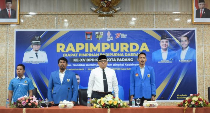 Foto Rapimda KNPI Padang, Sekda Apresiasi Kepengurusan Megri Fernando