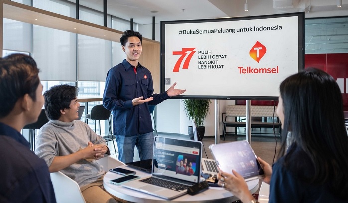 Foto Maknai HUT RI ke-77, Telkomsel Konsisten Buka Semua Peluang untuk Indonesia