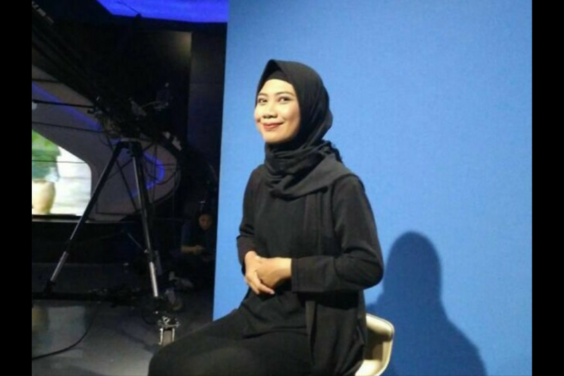 Foto Kisah Juru Bahasa Isyarat di Balik Lagu &quot;Ojo Dibandingke&quot;