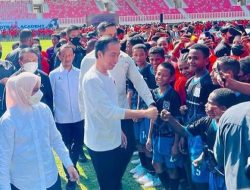 Foto Perdana Salurkan BLT BBM, Presiden Jokowi: Guna Tingkatkan Daya Beli Masyarakat